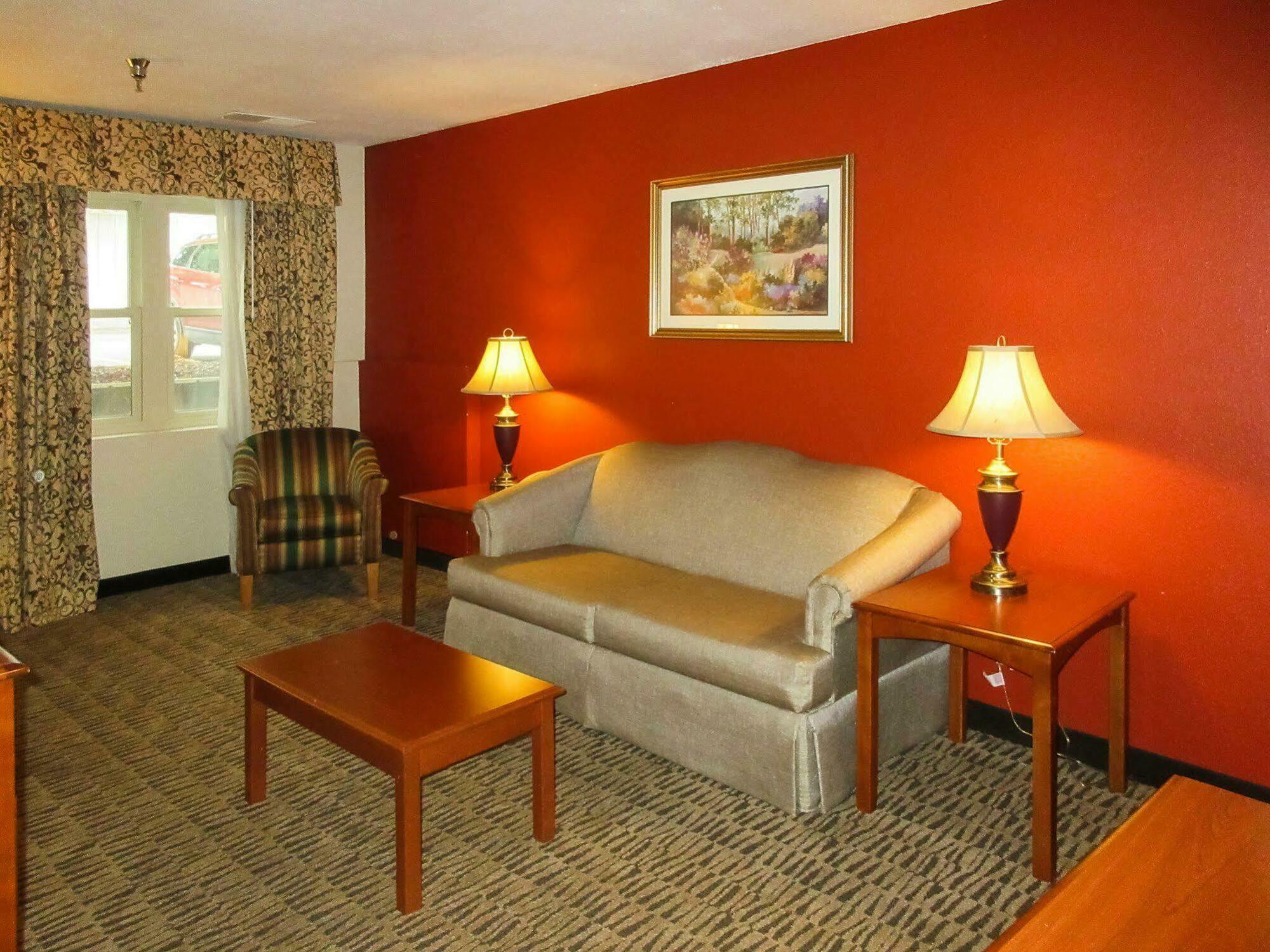 Suburban Extended Stay Hotel Омаха Екстер'єр фото